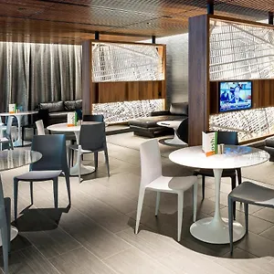 *** Hotel Courtyard By Marriott Long Island City/new York Manhattan View Verenigde Staten