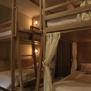 Hostel Poshtel