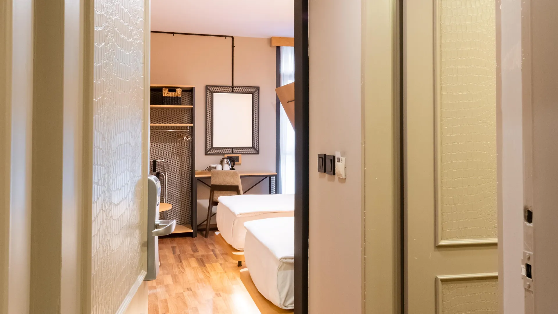 Antik Hotel Istanbul 4*,